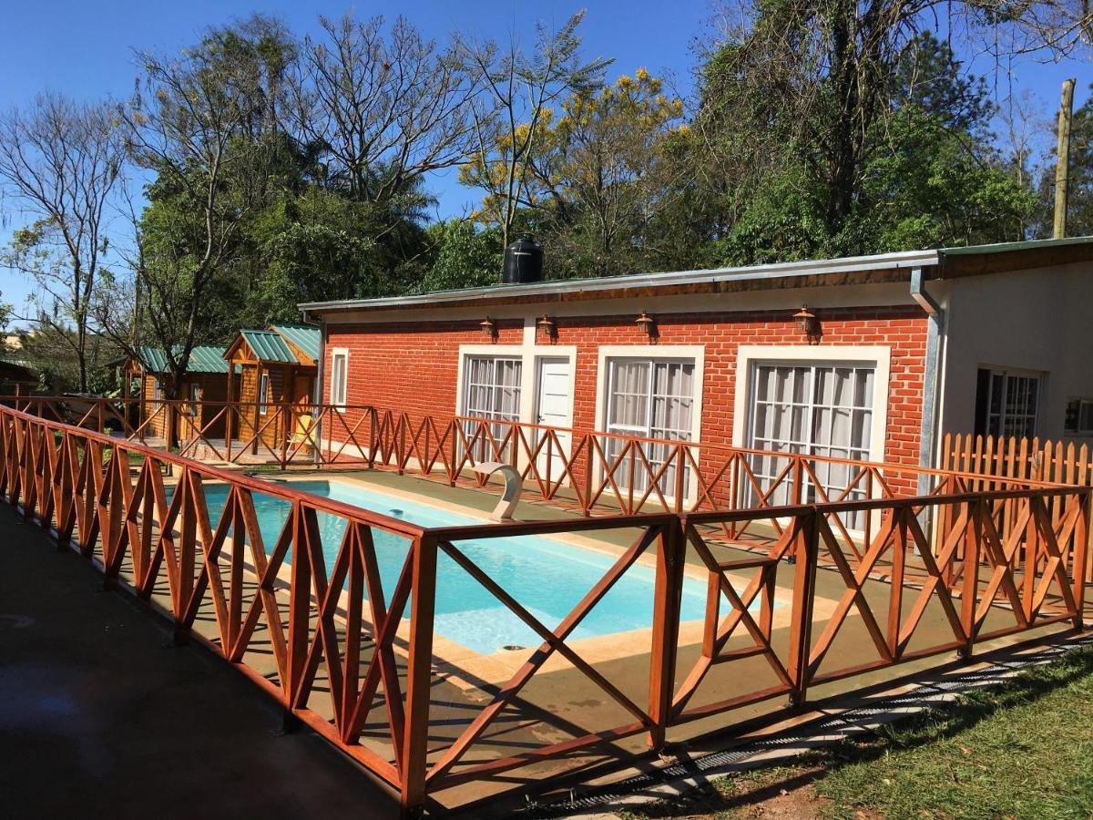 Posada Enki Hotel Puerto Iguazu Exterior photo