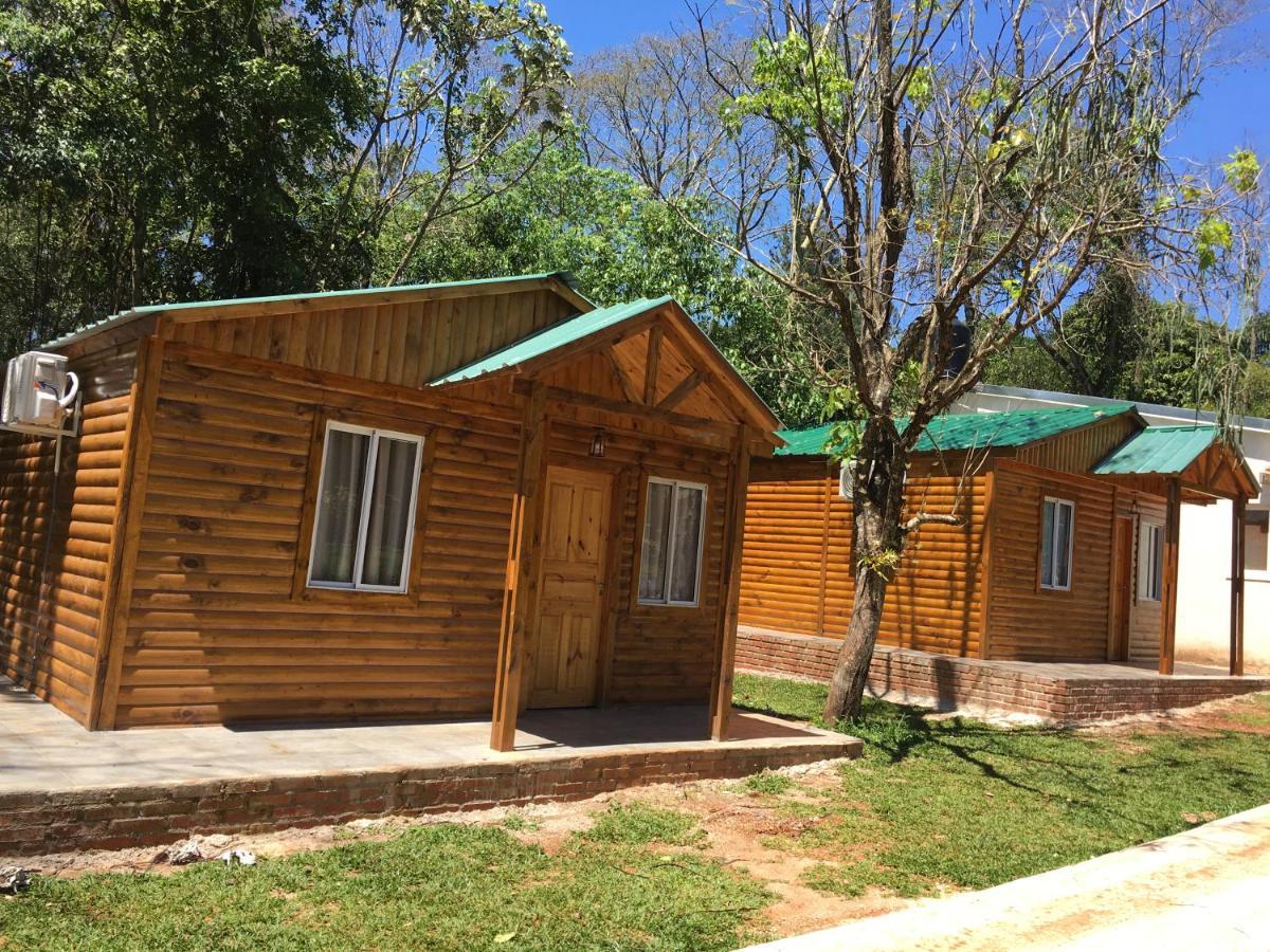 Posada Enki Hotel Puerto Iguazu Exterior photo